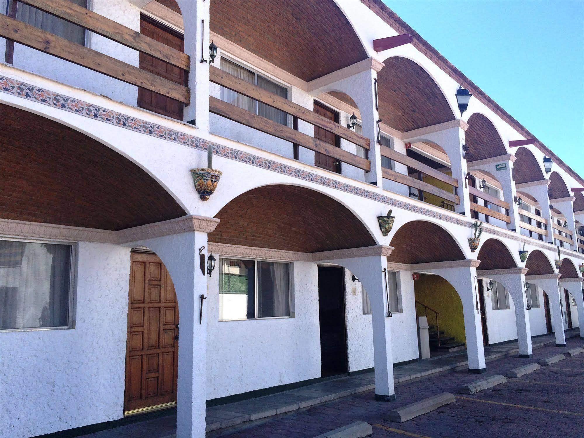 State Inn Chihuahua Exteriér fotografie