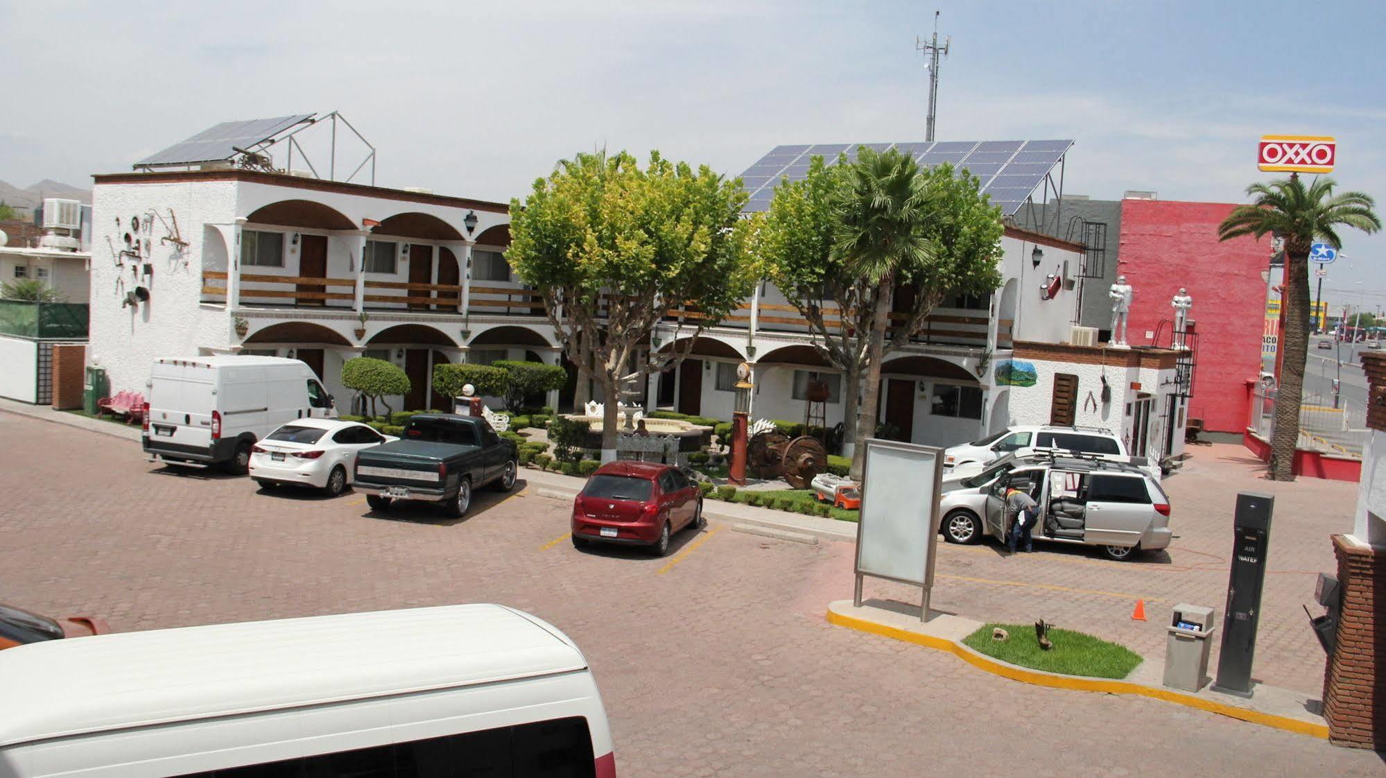 State Inn Chihuahua Exteriér fotografie